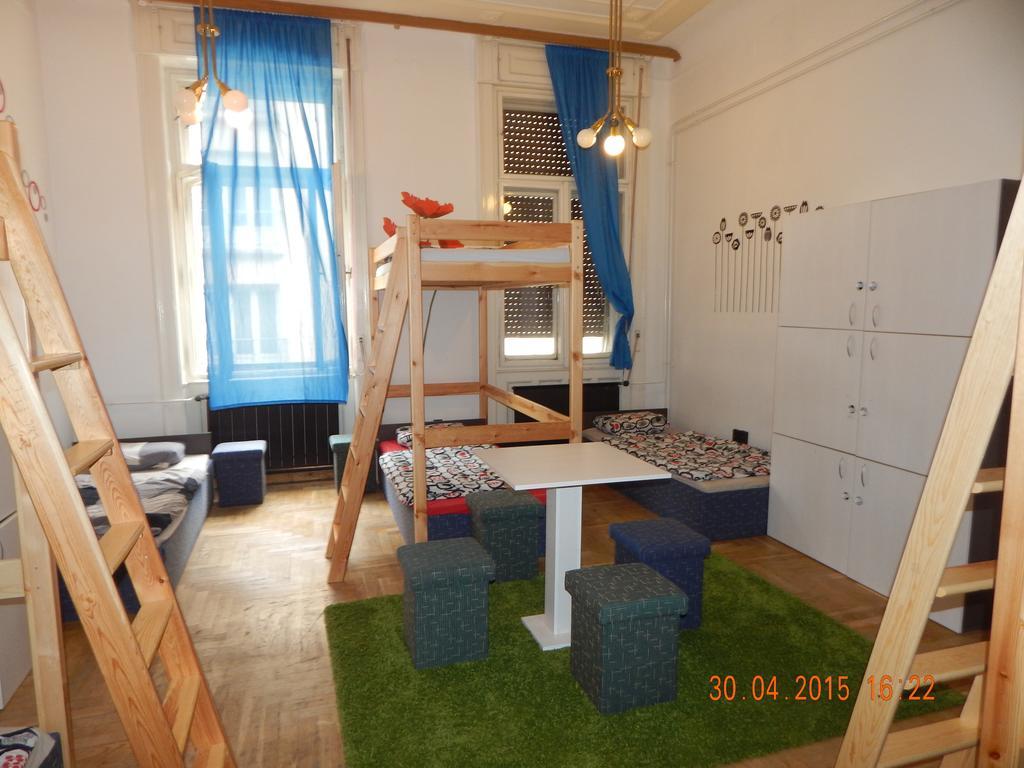 Violet Hostel Budapesta Cameră foto